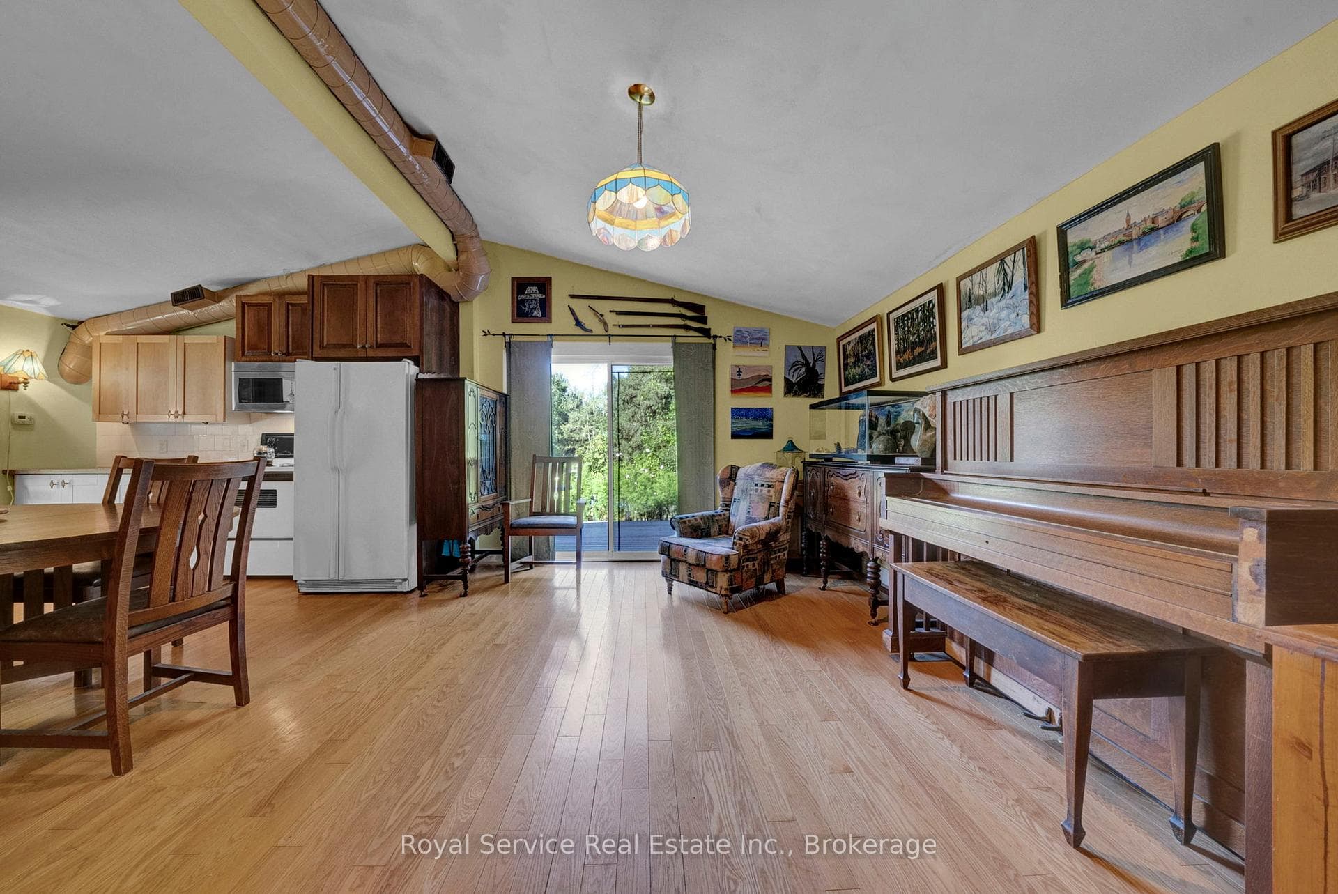 1204 Pigeon Creek Road photo 22