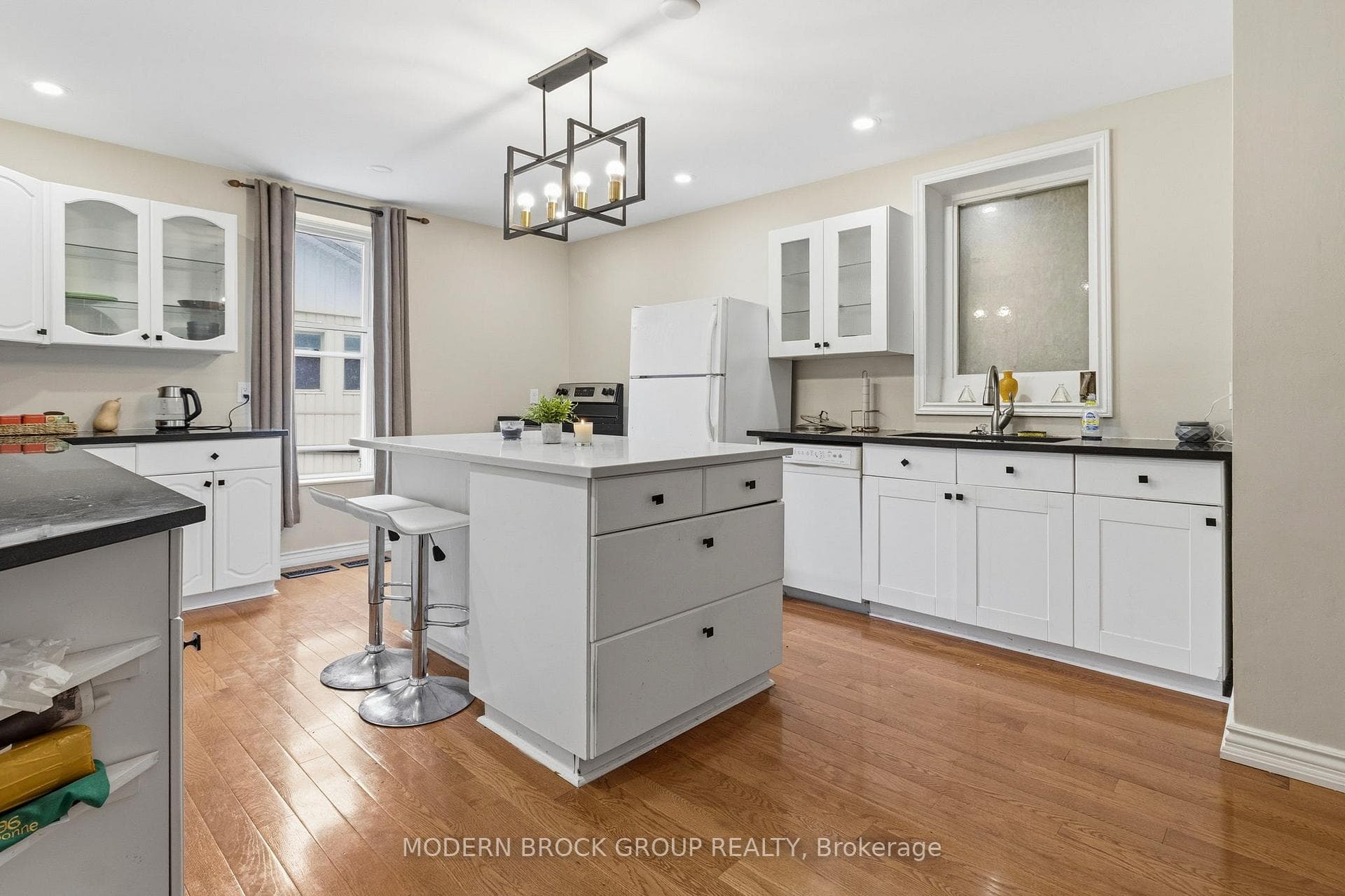 322 King Street photo 10