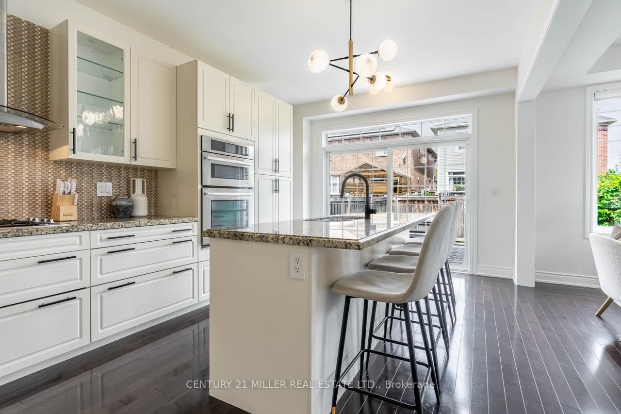 373 Kincardine Terrace photo 9