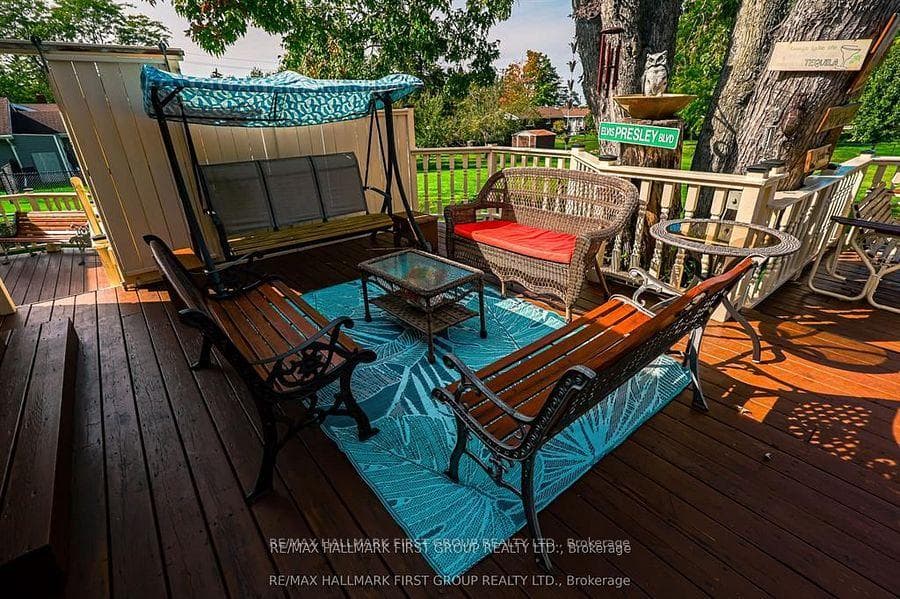 1856 Sherbrooke Street photo 37