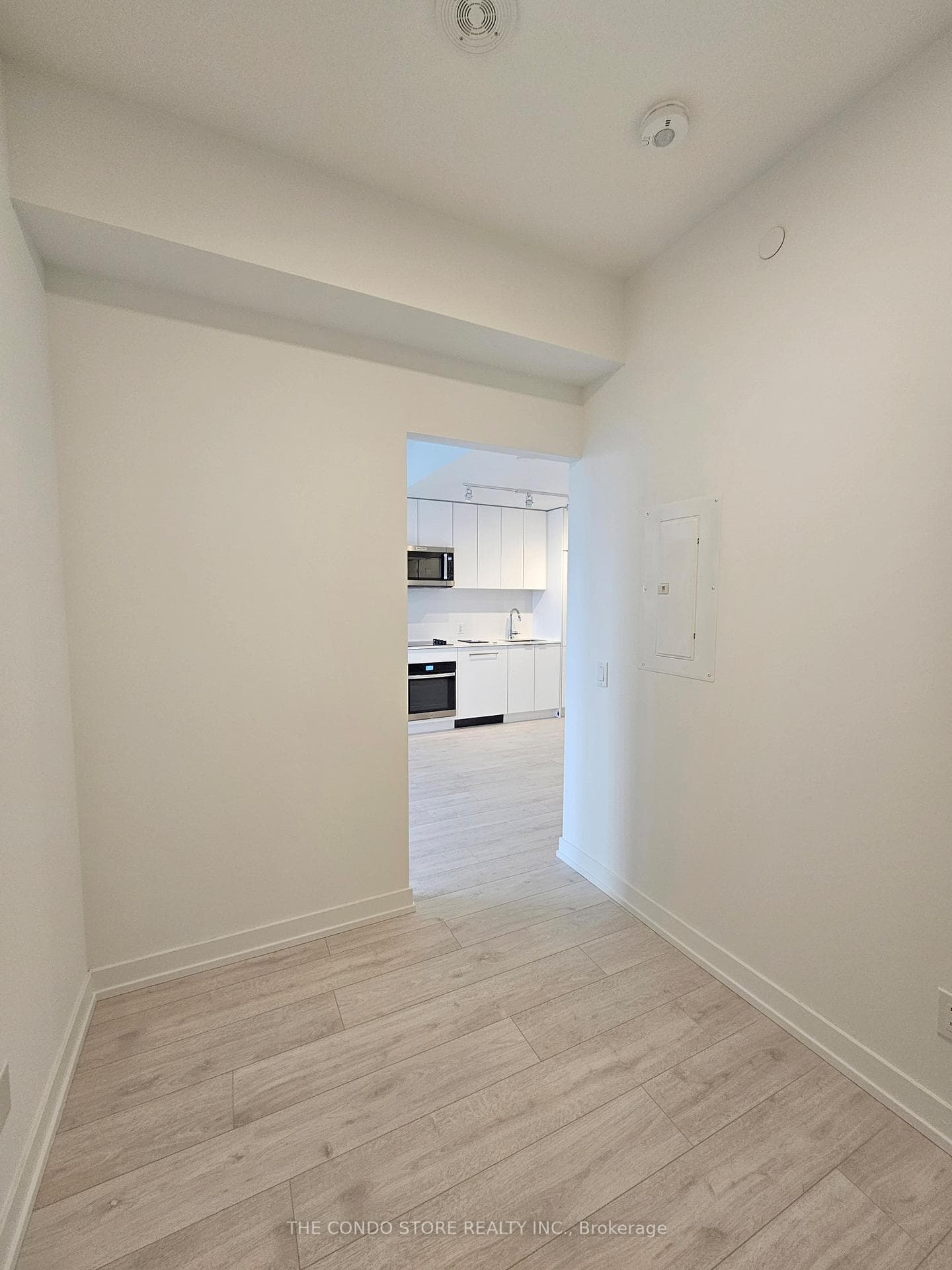 181 Sheppard Avenue Unit 606 photo 8