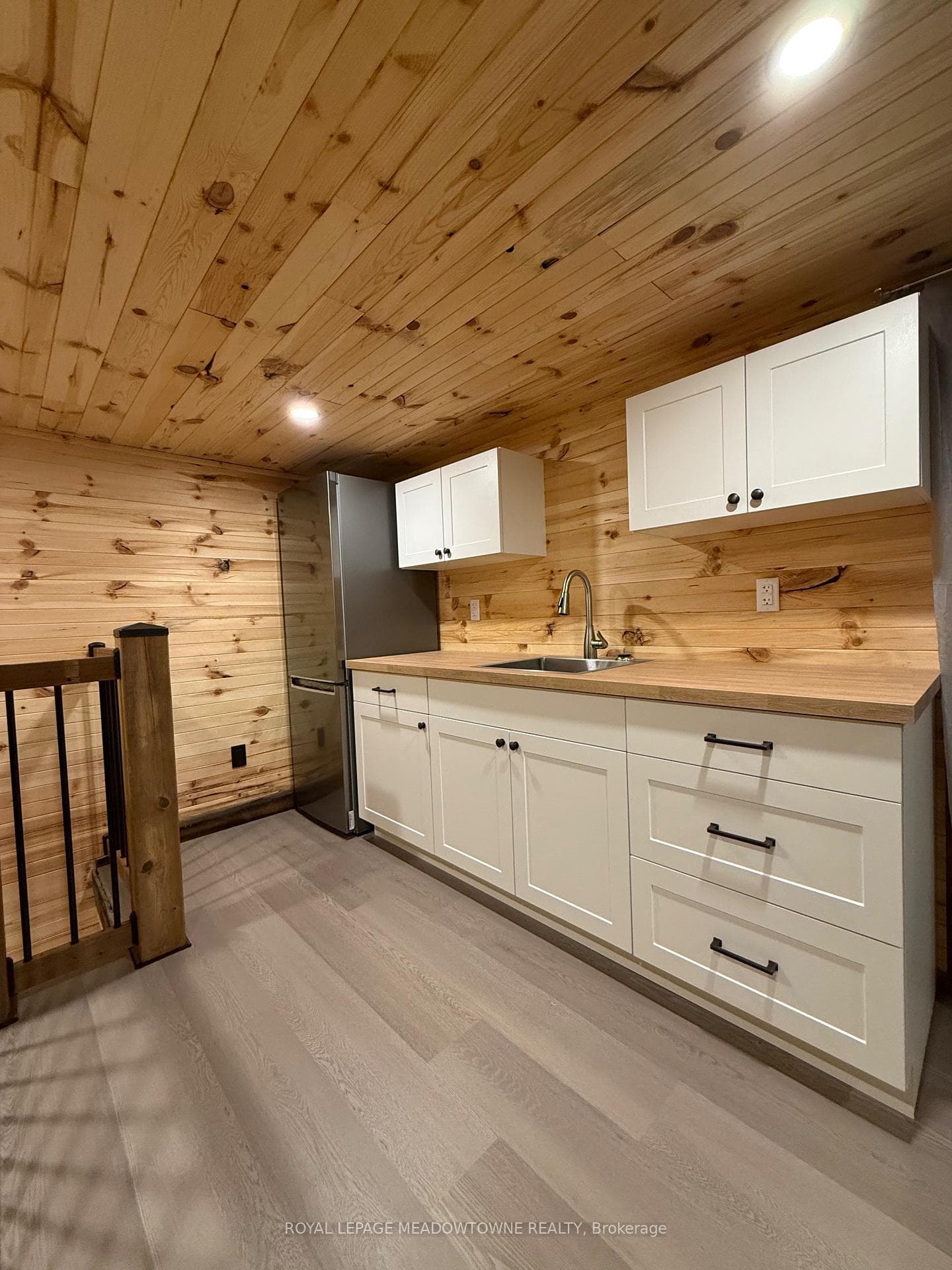 Barn Kitchenette
