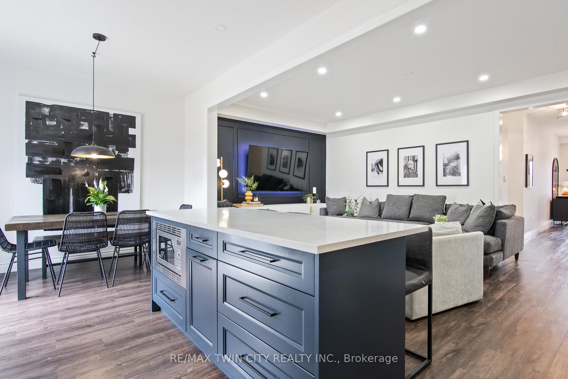 208 Birkinshaw Road photo 17