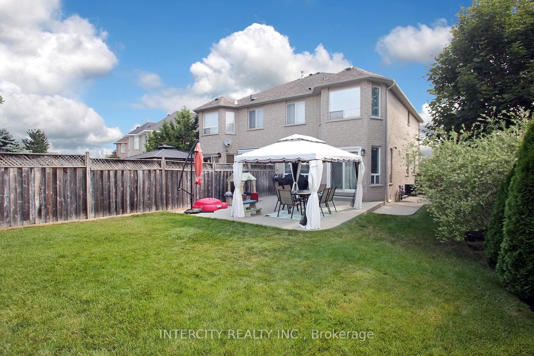 5 Humbershed Crescent photo 31