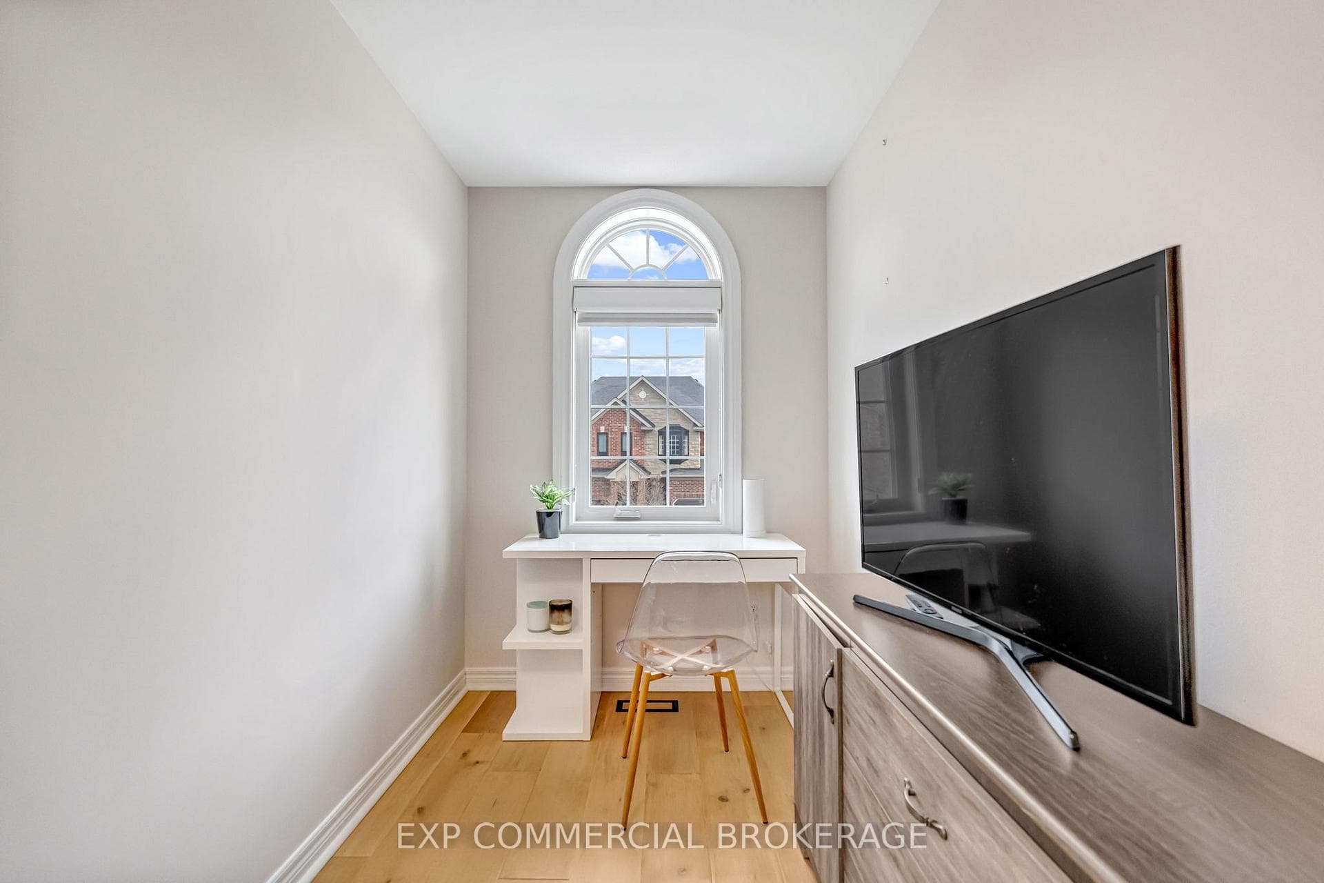 2264 Highcroft Road photo 35
