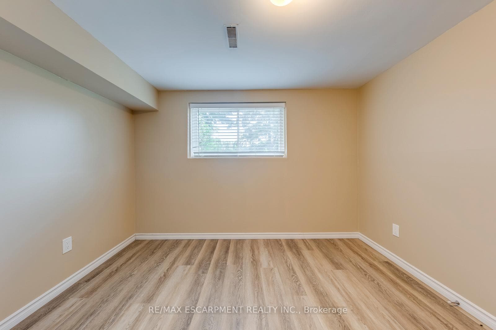 1236 Grange Road photo 32