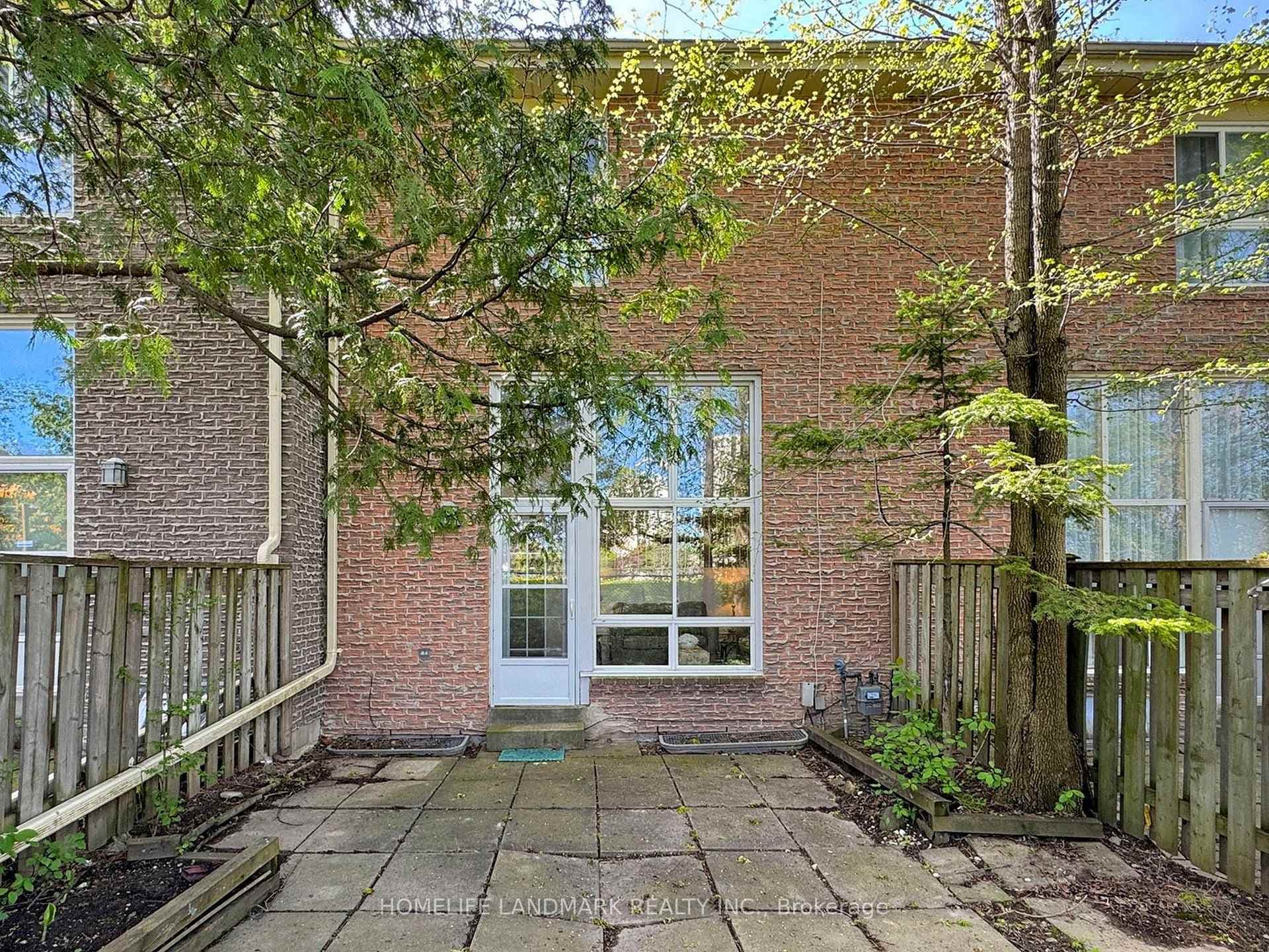 102 Rusty Crestway N/A photo 22
