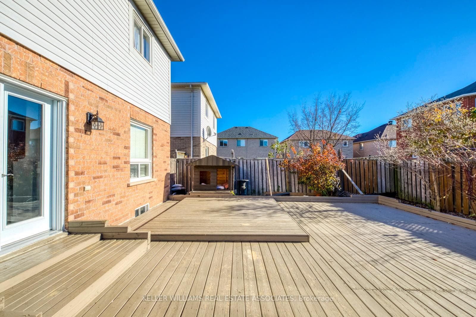 30 Poplar Plains Road photo 34