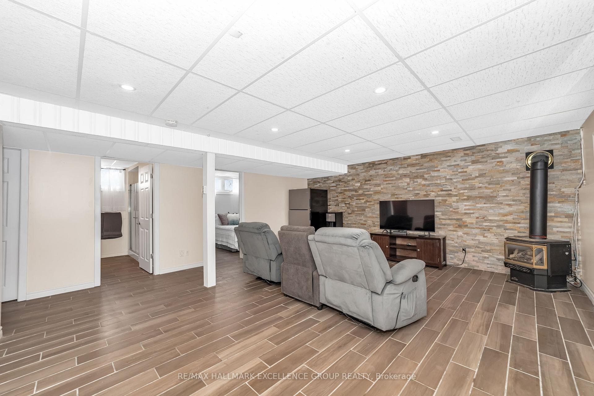 8 Charlebois Drive photo 18