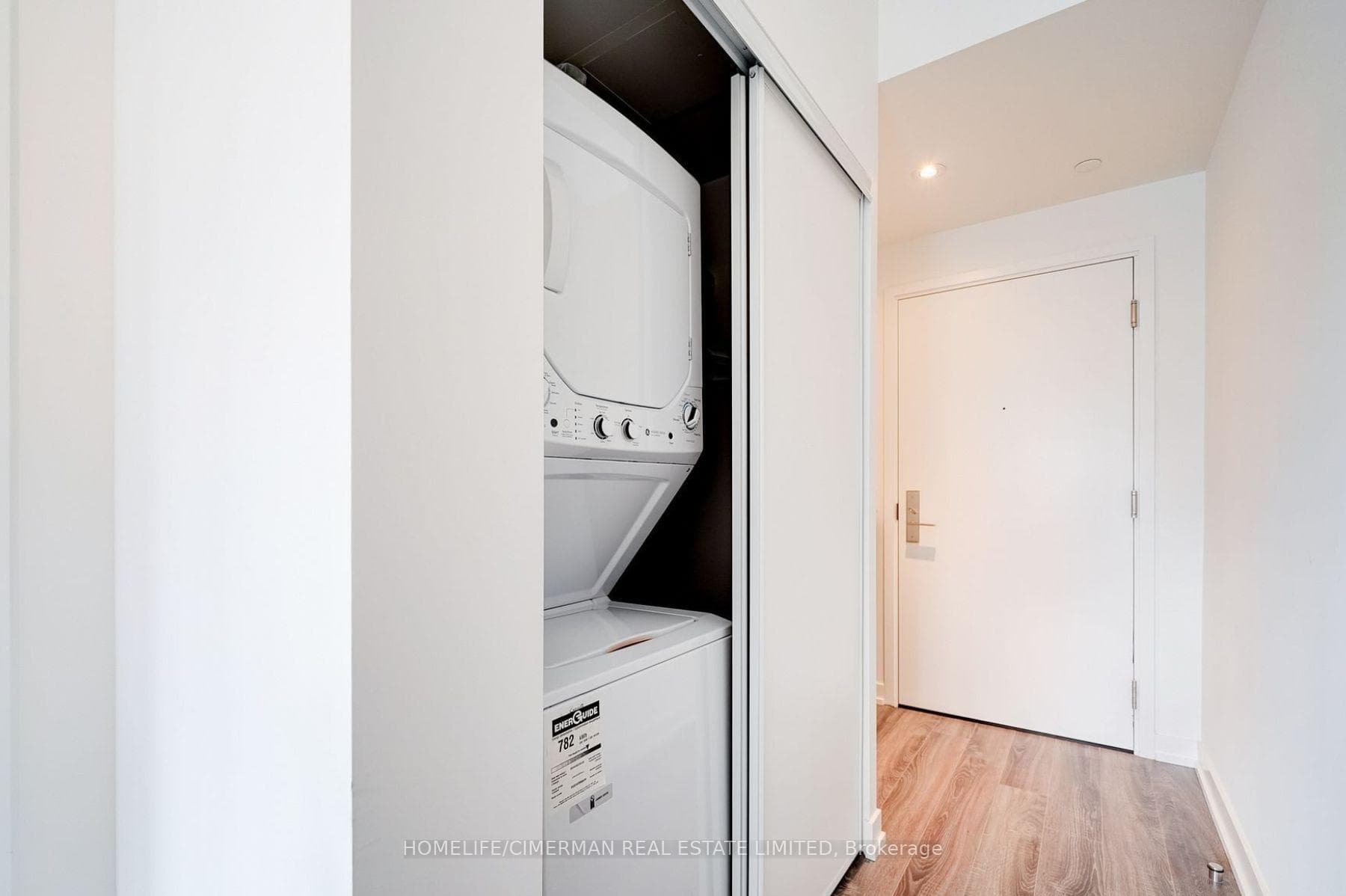 20 Edward Street Unit 2410 photo 3