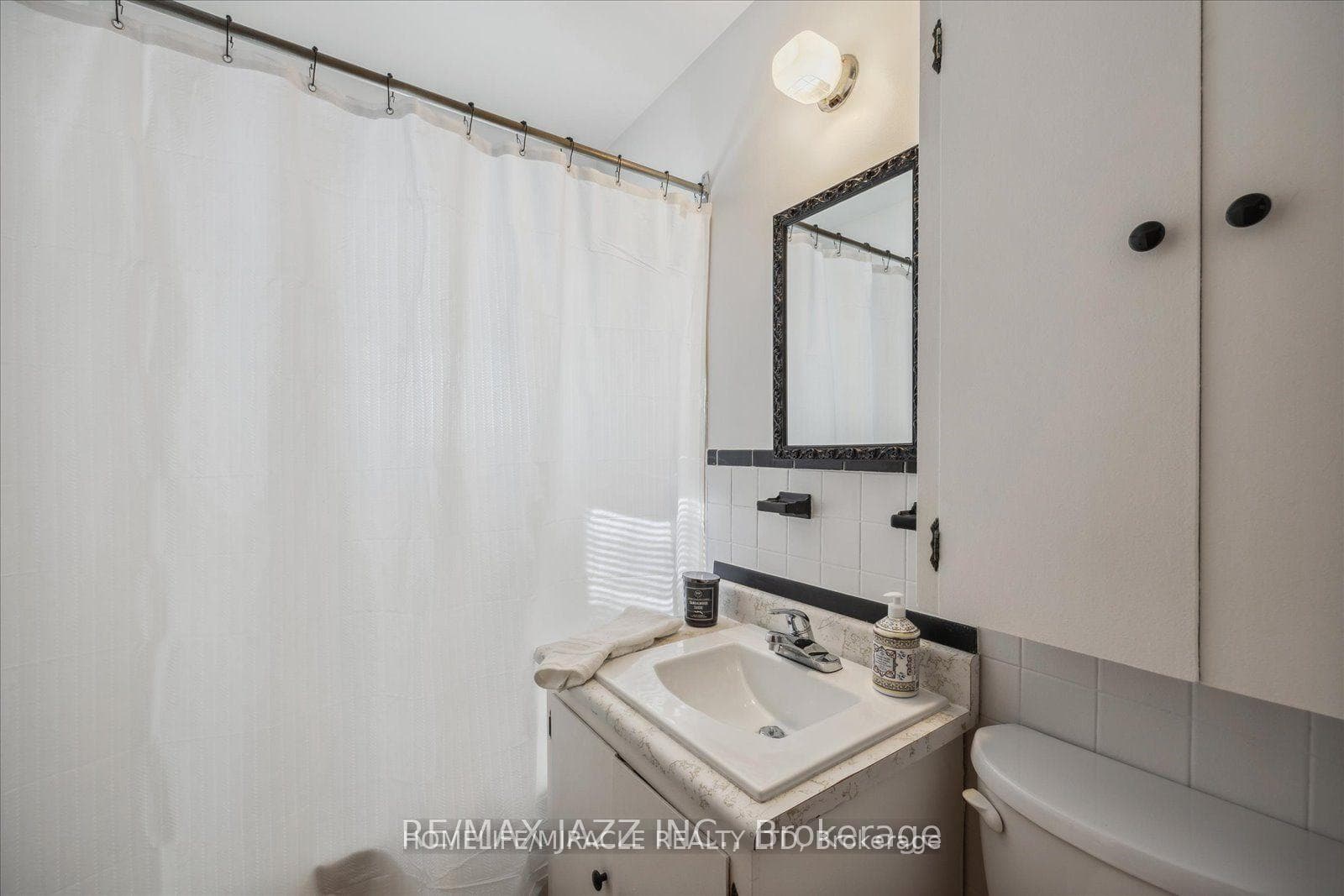 757 Phillip Murray Avenue photo 8