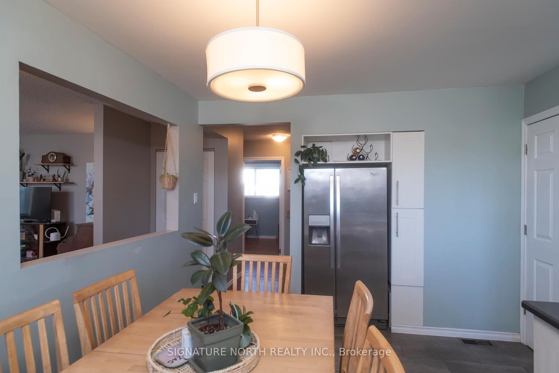 662 Mohawk Crescent photo 13