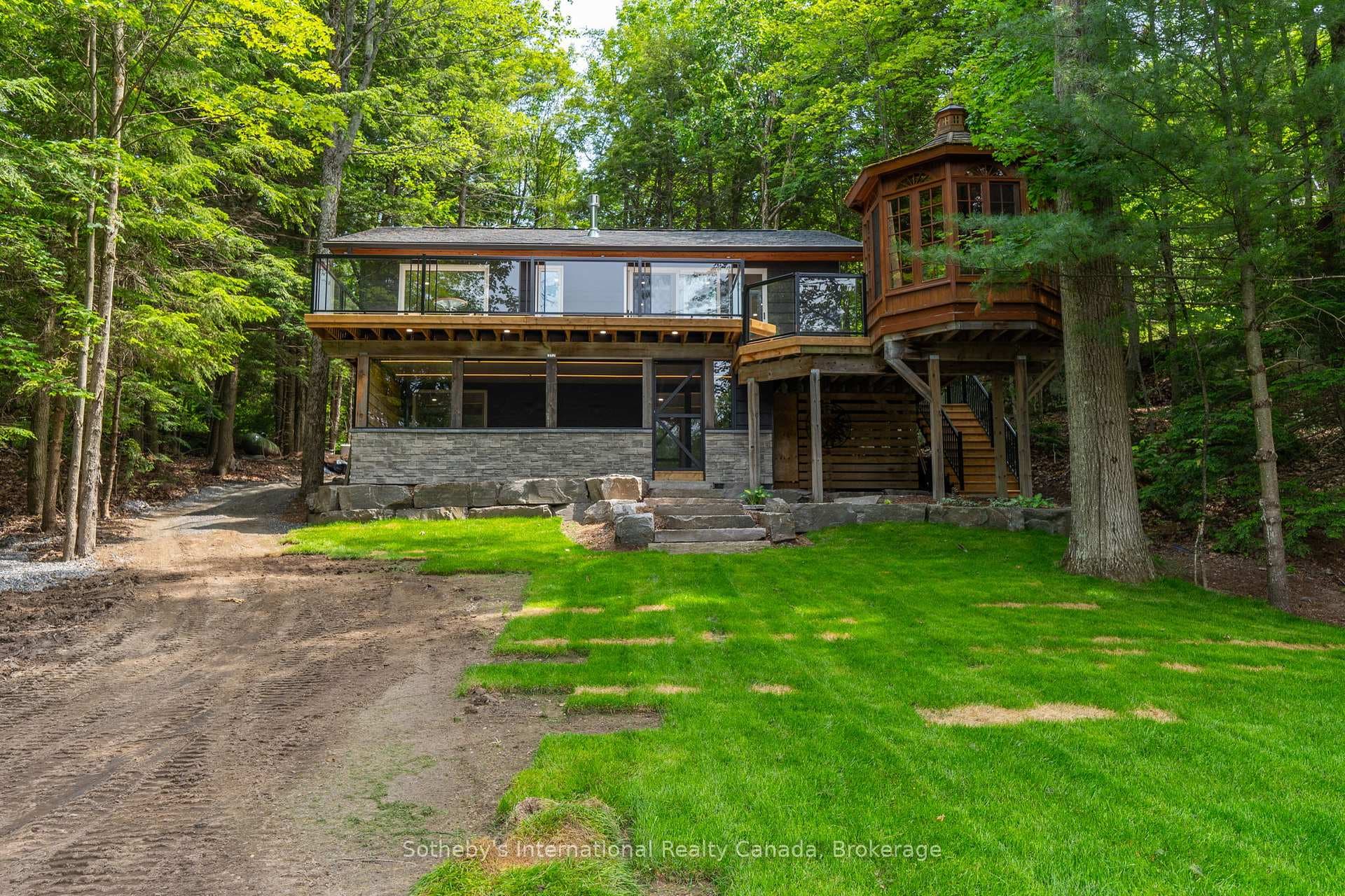 1023 Strachan Point Road photo 44