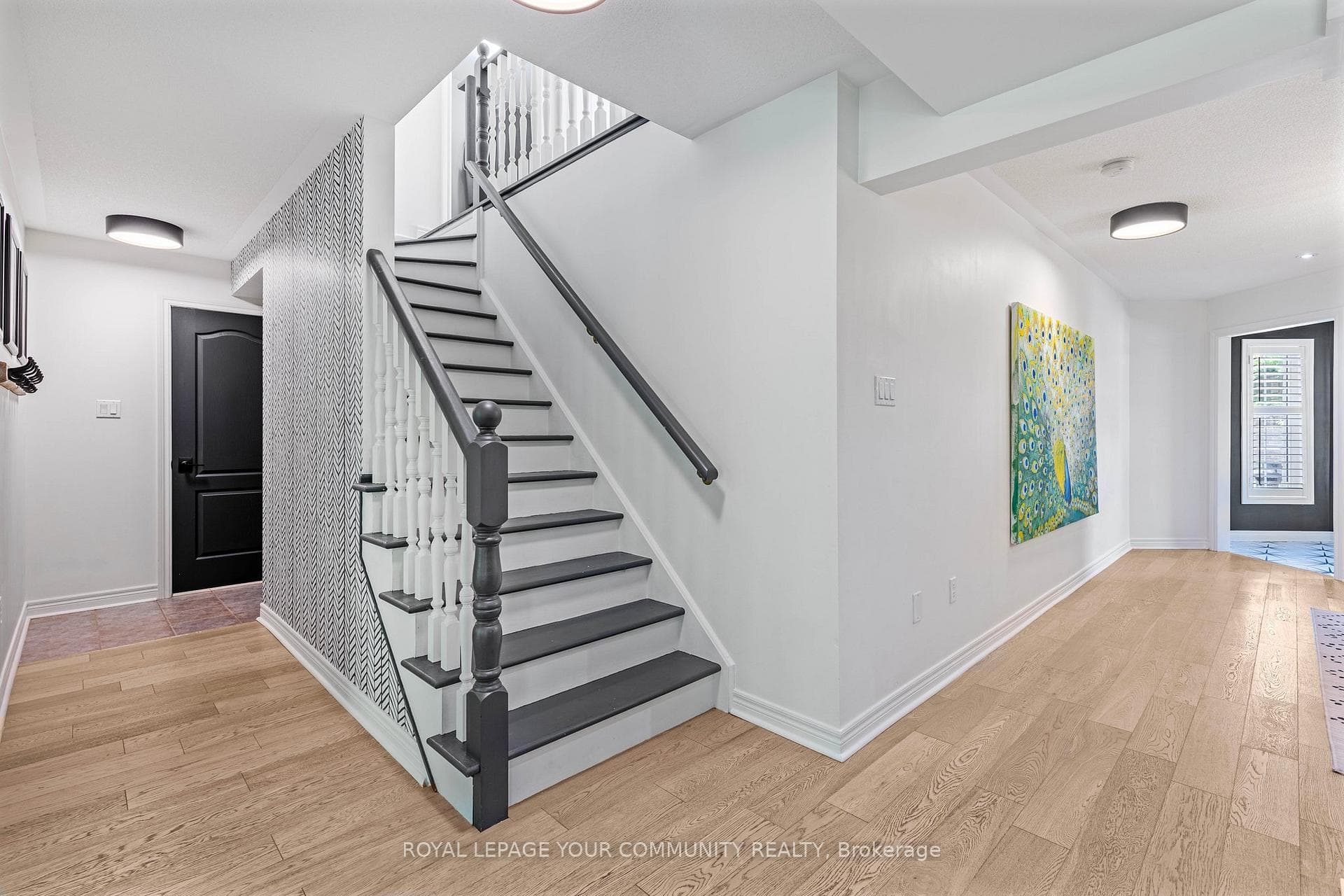 103 Art West Avenue photo 17