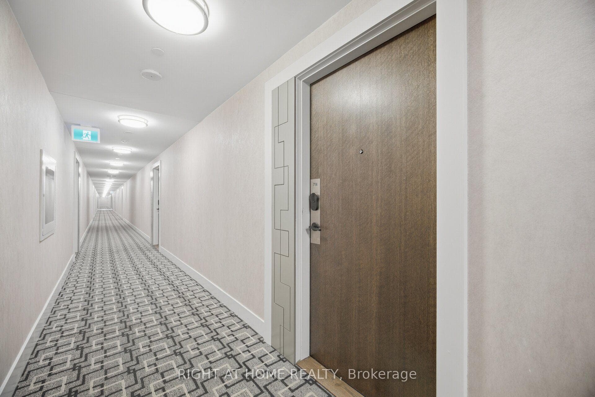 100 Eagle Rock Way Unit 714 photo 4