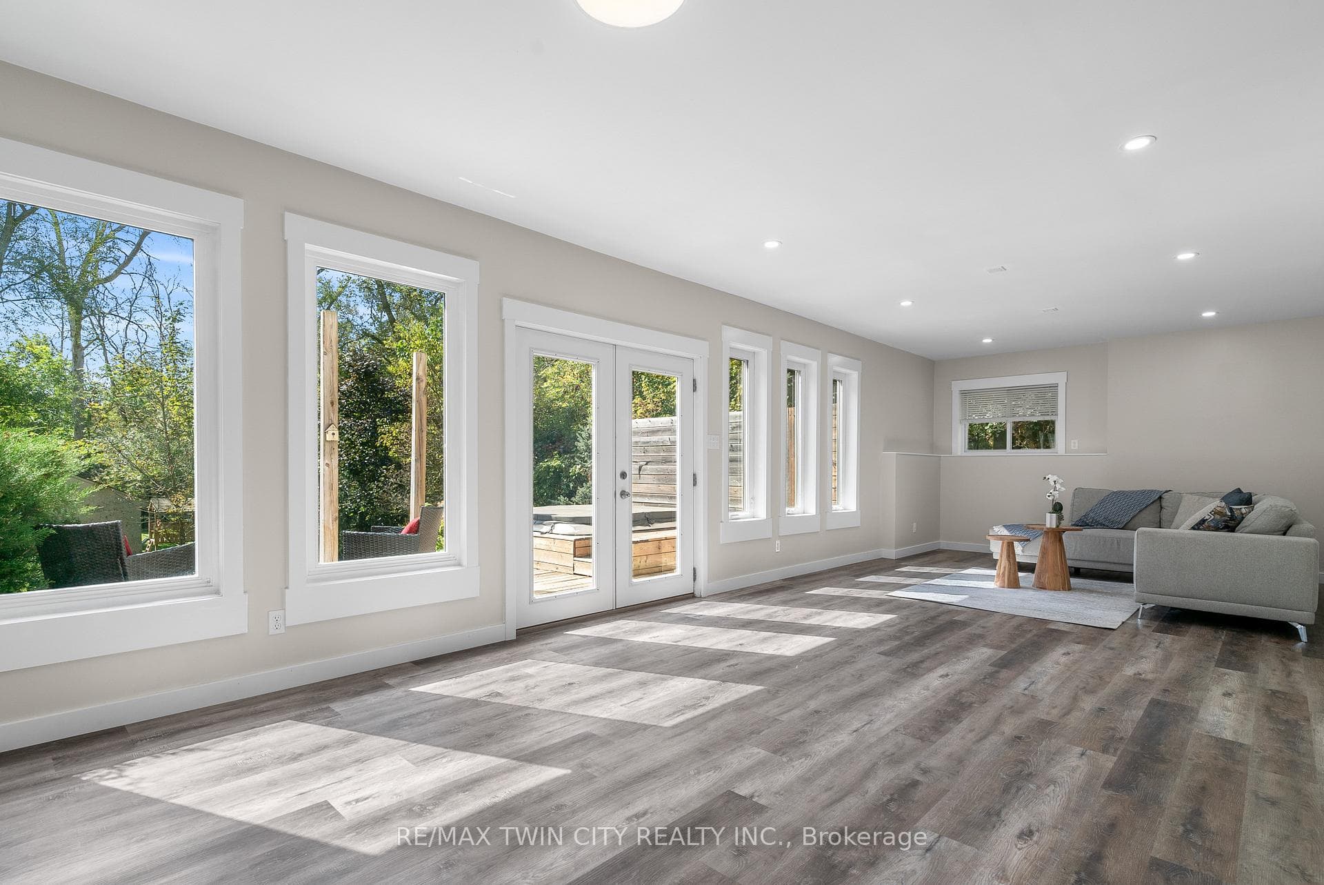 1811 Sawmill Road photo 29