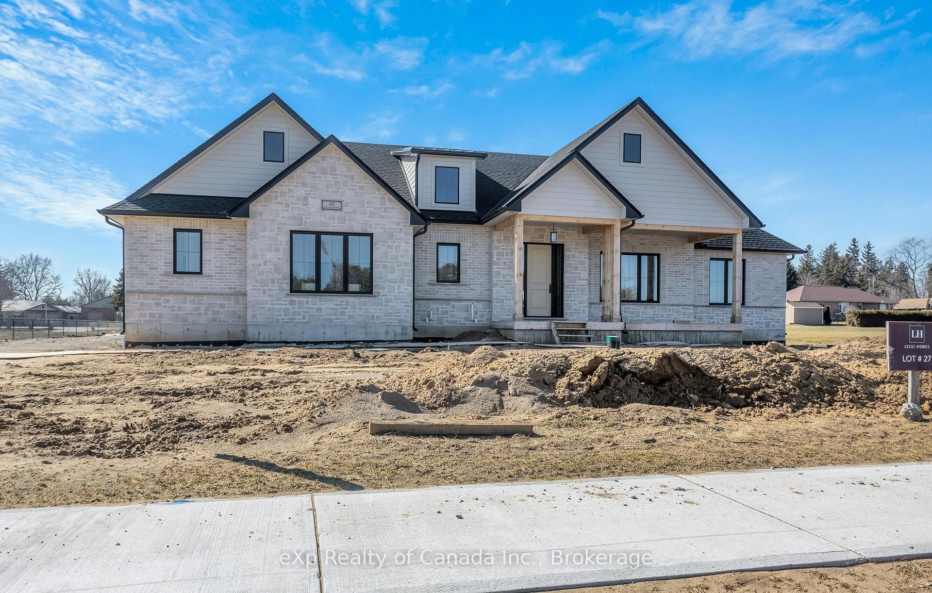 65 Meadowlands Drive photo 4