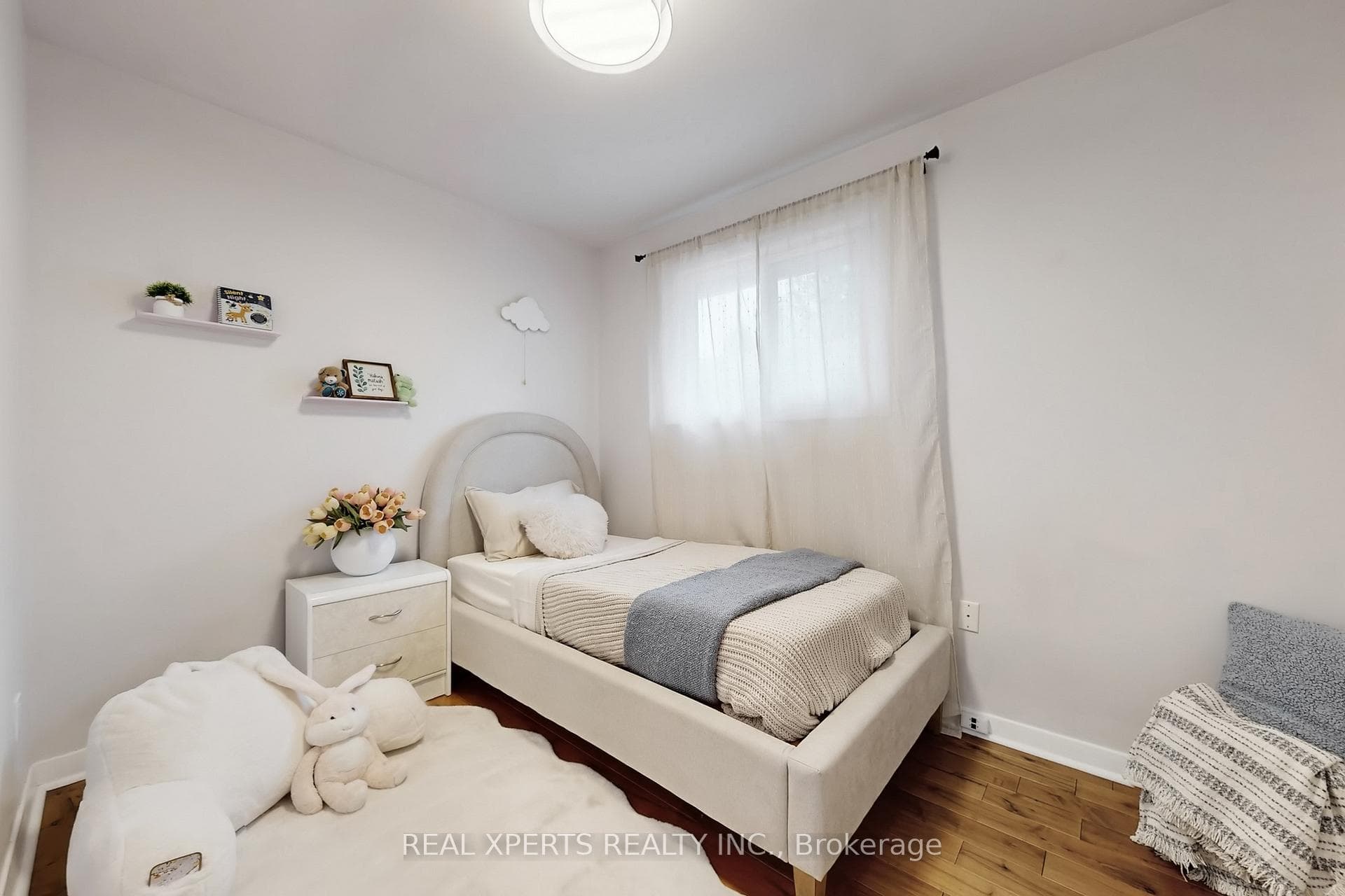 200 Rosemount Drive photo 20