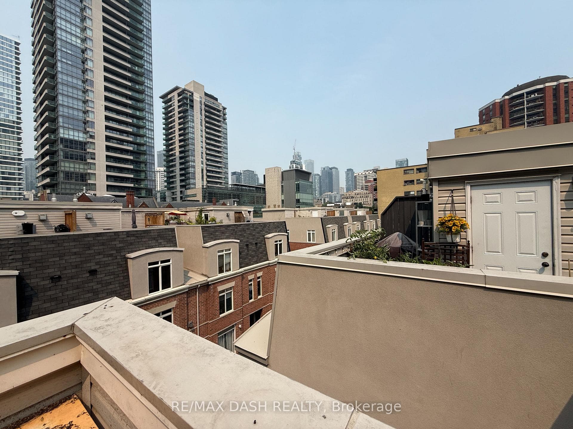 415 Jarvis Street Unit 342 photo 23