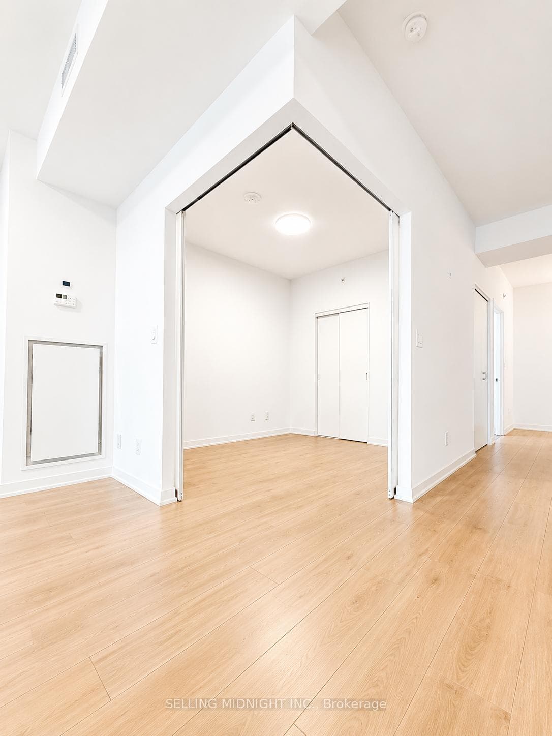 150 East Liberty Street Unit 1105 photo 5