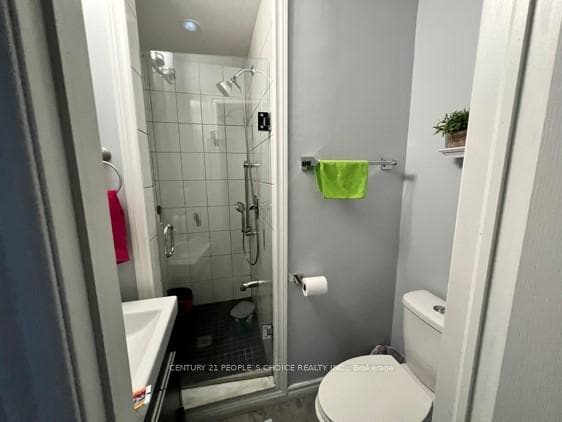 9 Holbeach Road photo 8