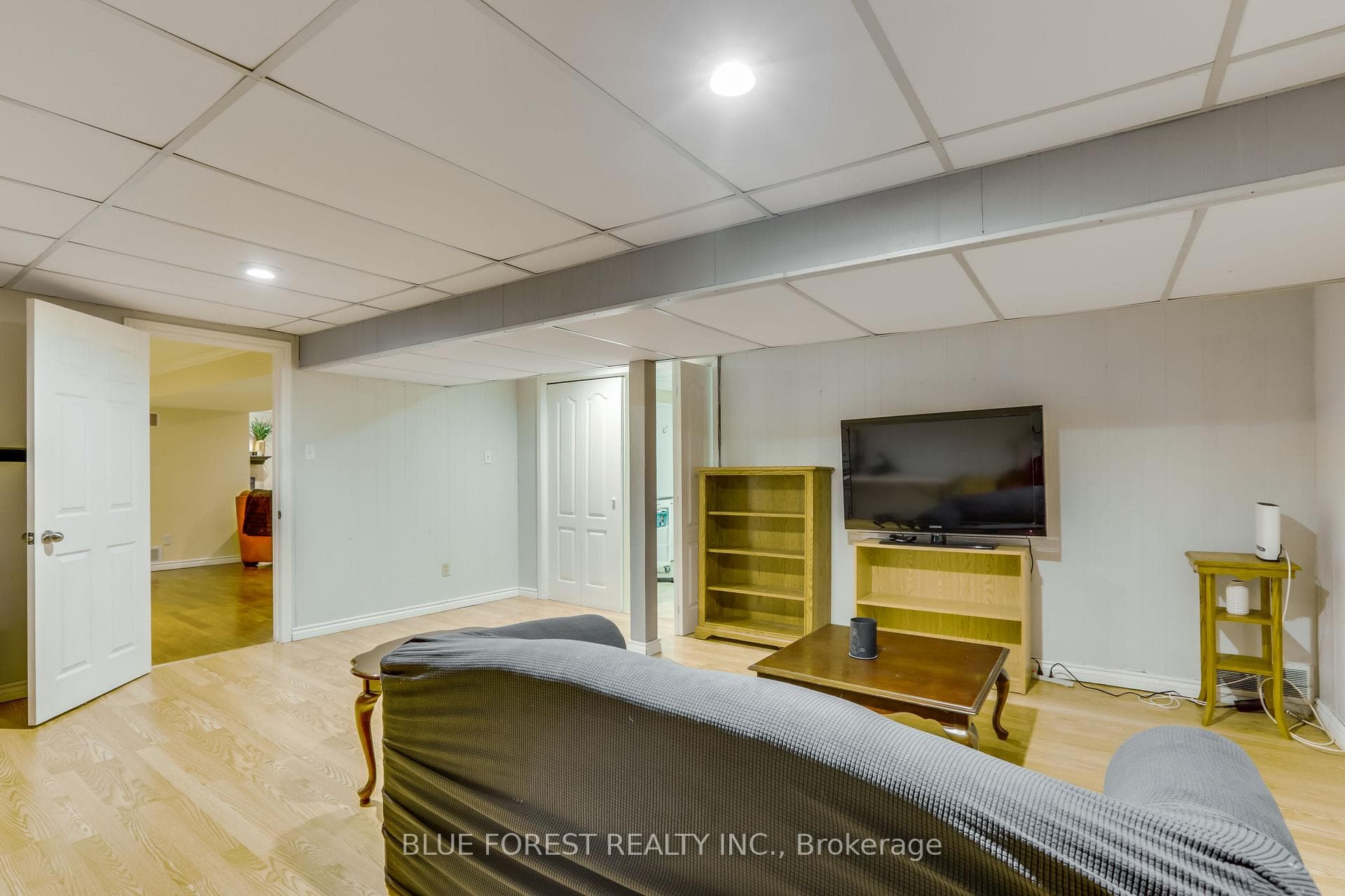 1089 Viscount Road photo 34