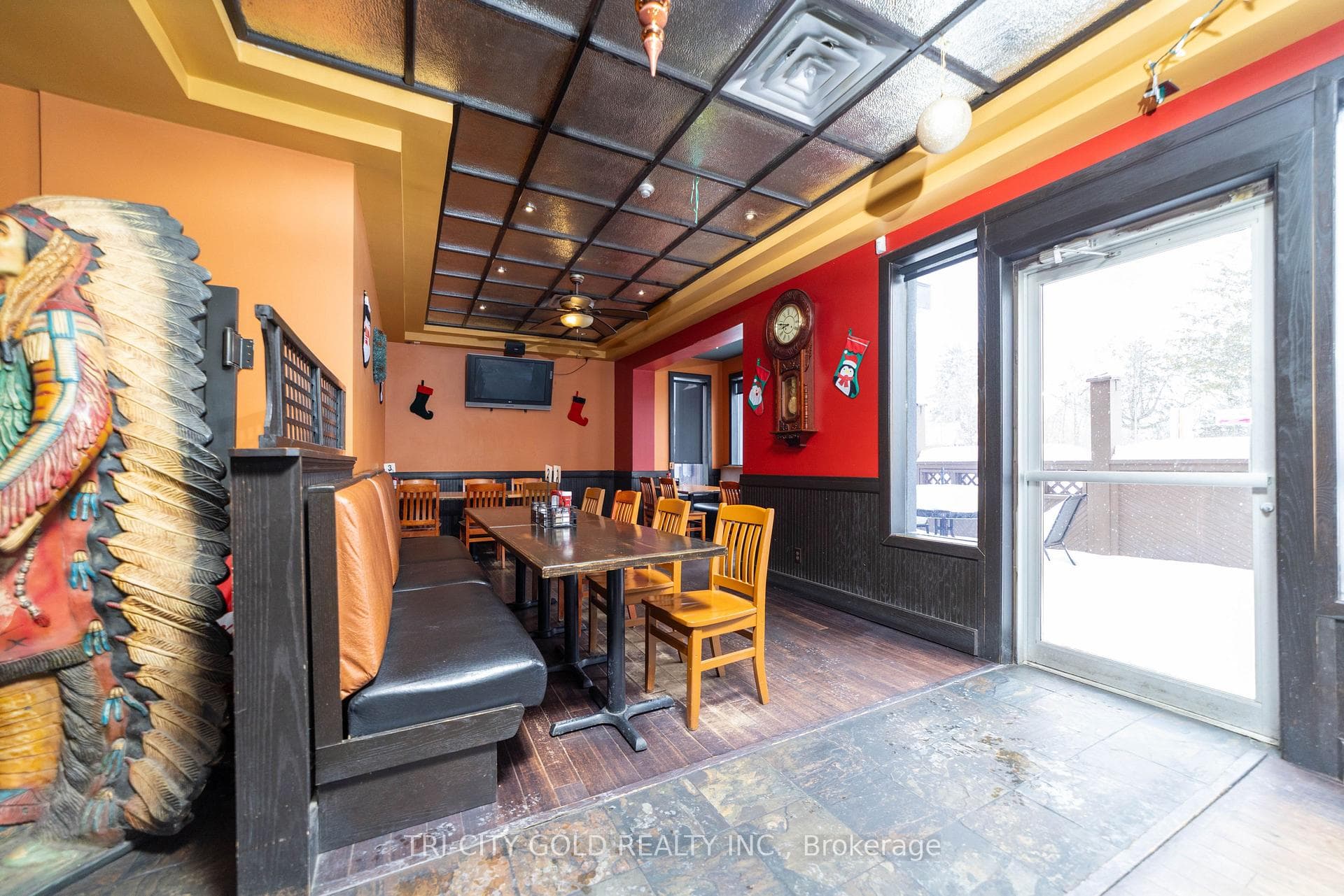 164 Beverly Street photo 18
