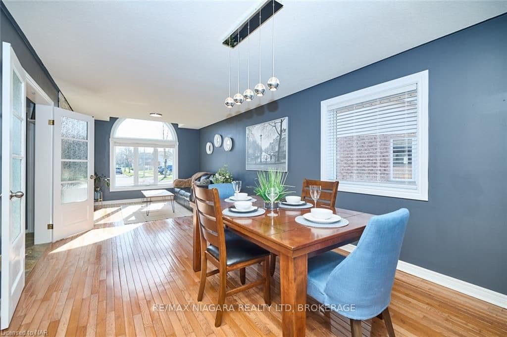 247 BALSAM Street photo 21