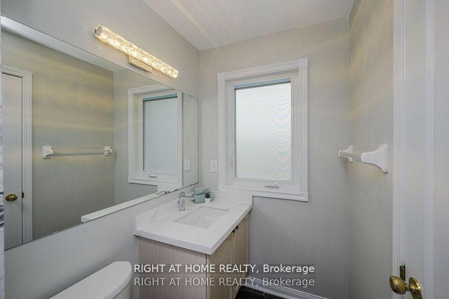 1724 Samuelson Circle photo 19