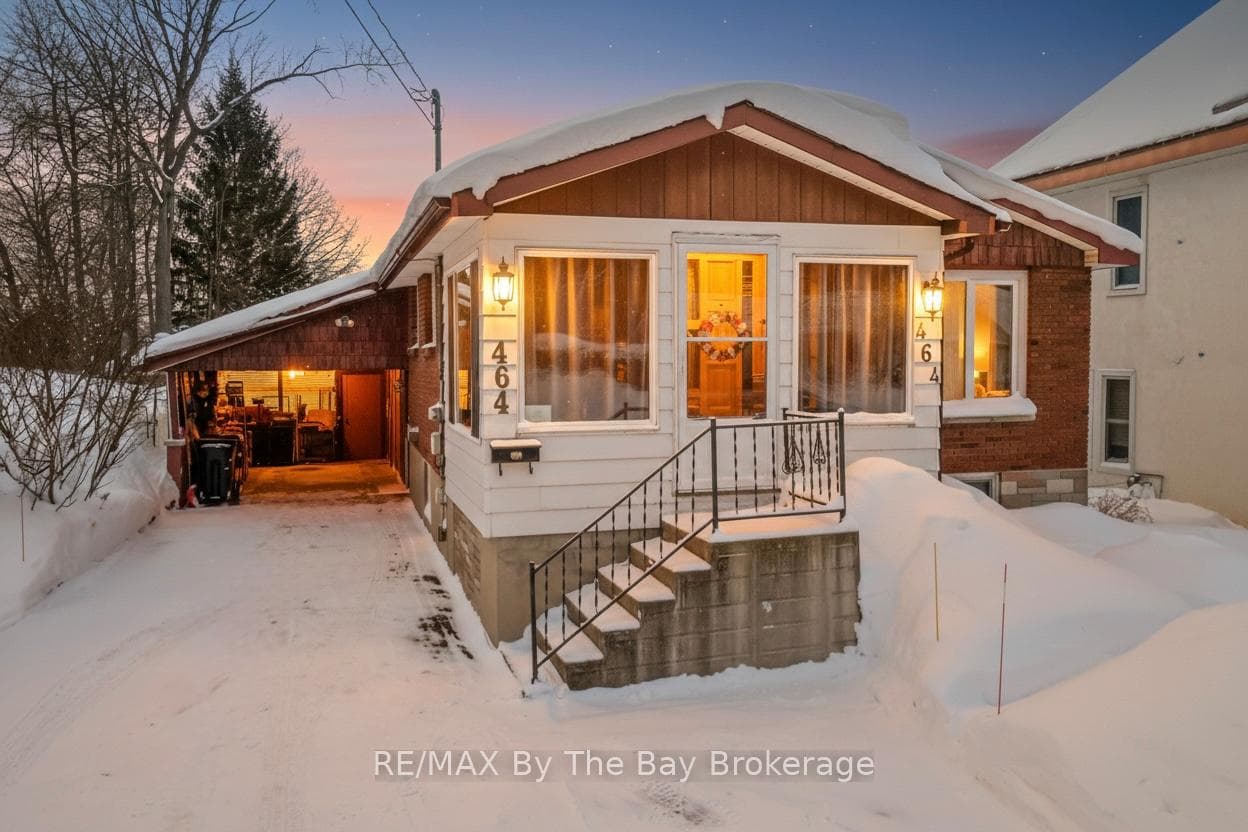 464 William Street photo 1