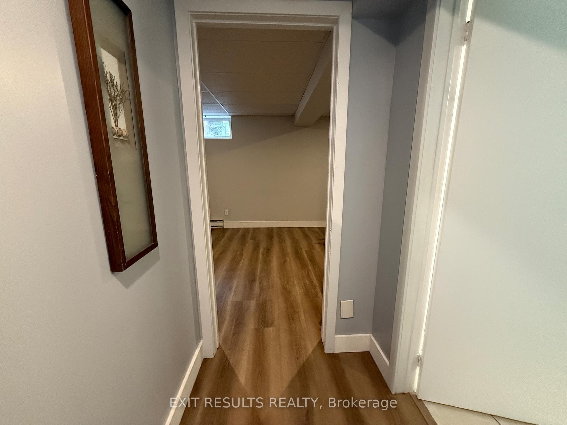 1090 DIANNE Avenue photo 38