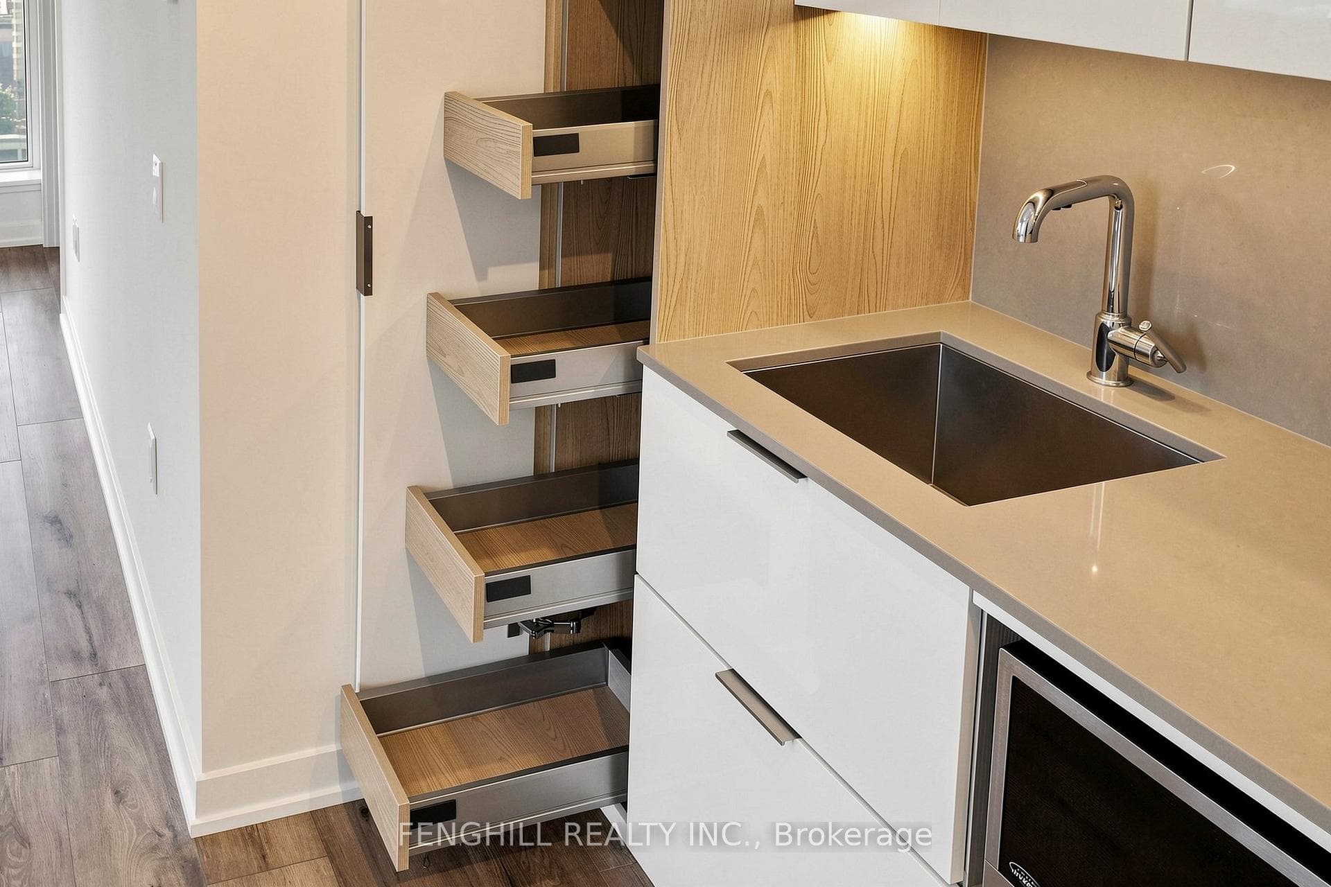 28 Freeland Street Unit 2104 photo 21