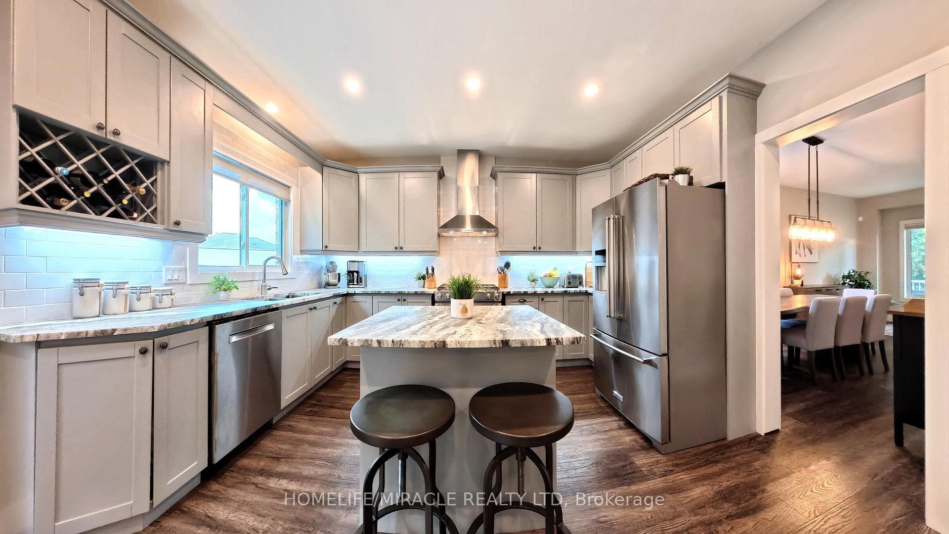 40 Mccormick Drive photo 10