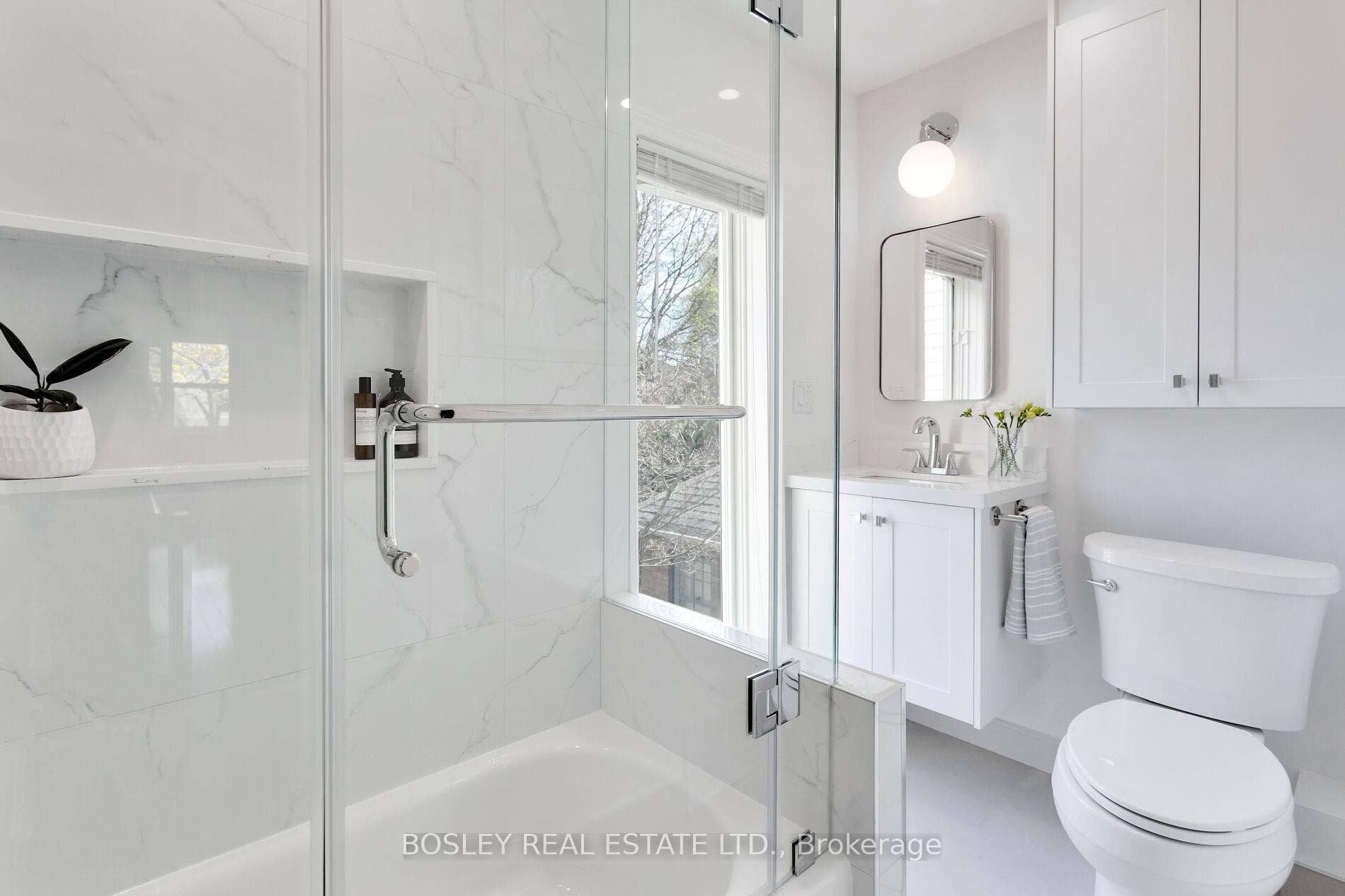 145 Glenforest Road photo 32