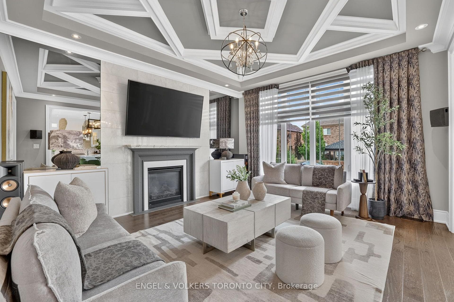 14 Coppermine Court photo 7