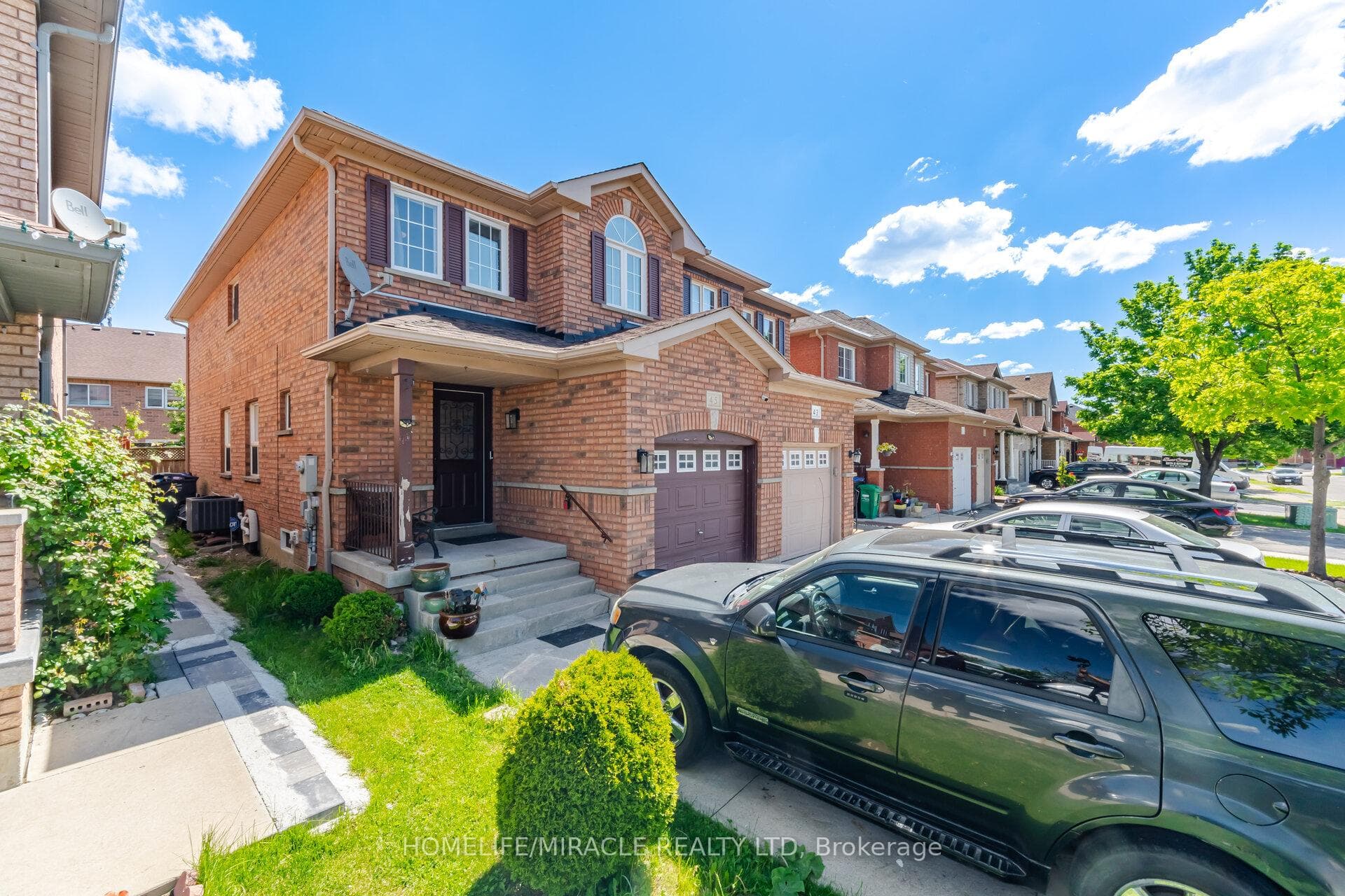 45 Ridgefield Court photo 2