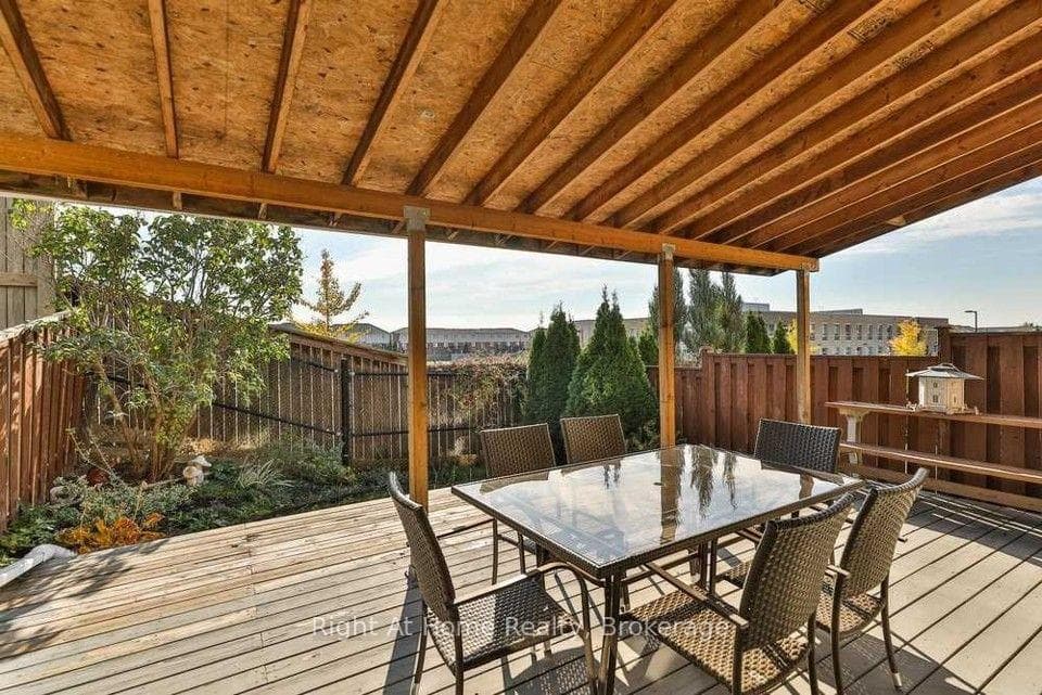 3162 Stornoway Circle photo 21
