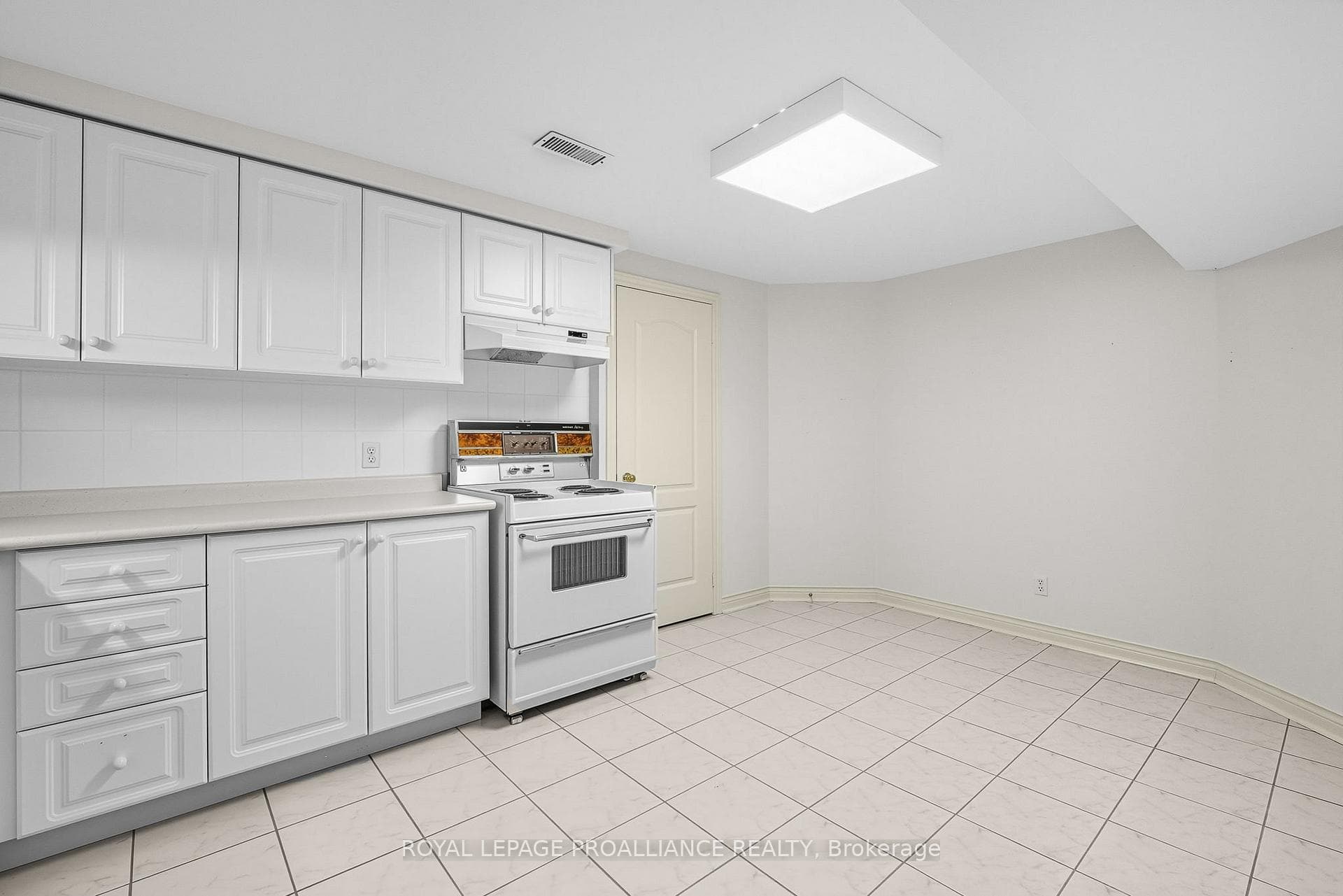 20 Patrick Drive photo 39