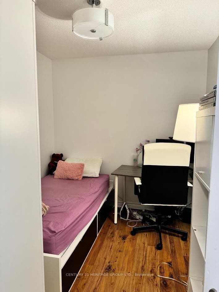 1 Rean Drive Unit 1603 photo 15