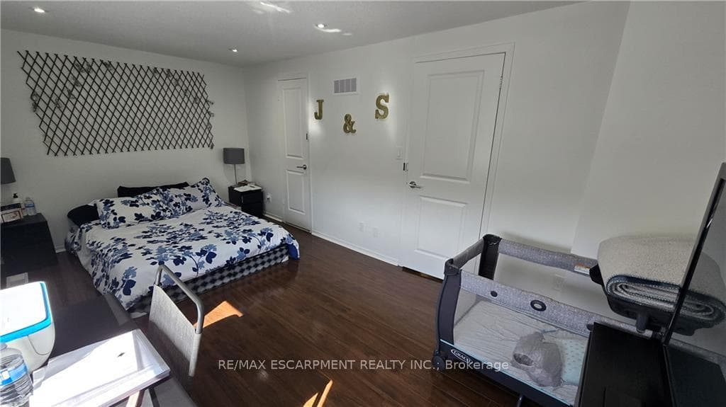 77 Linwell Road Unit 27 photo 23