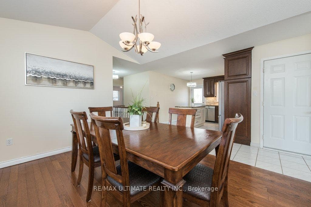 148 Fieldway Drive photo 17