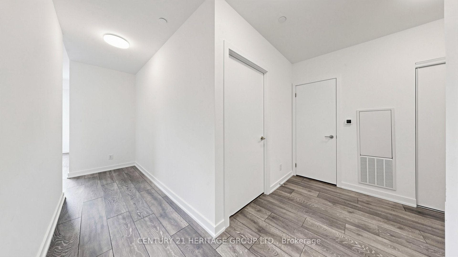 8888 Yonge Street Unit 622 photo 20