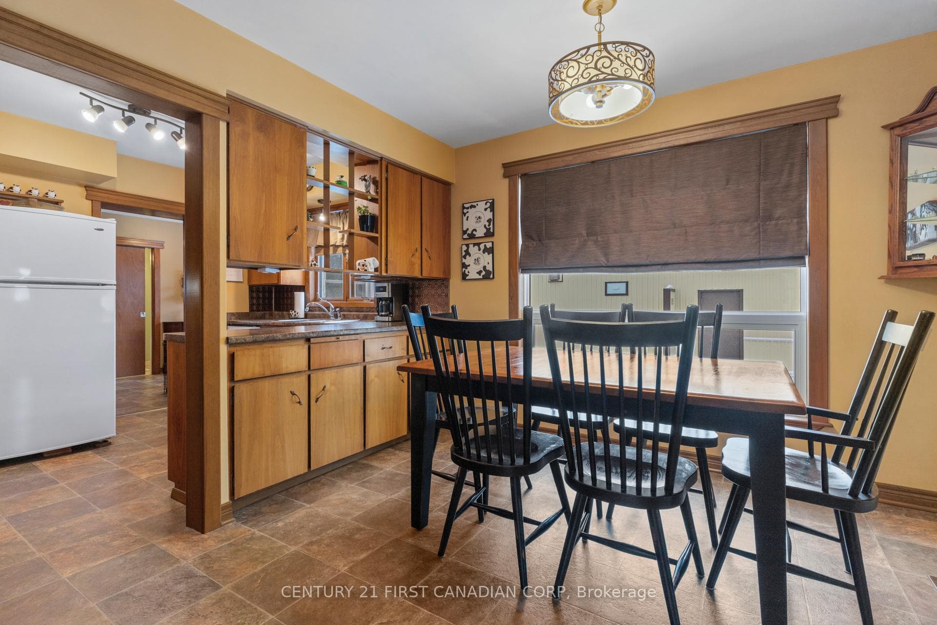 128 Dashwood Main Street photo 8