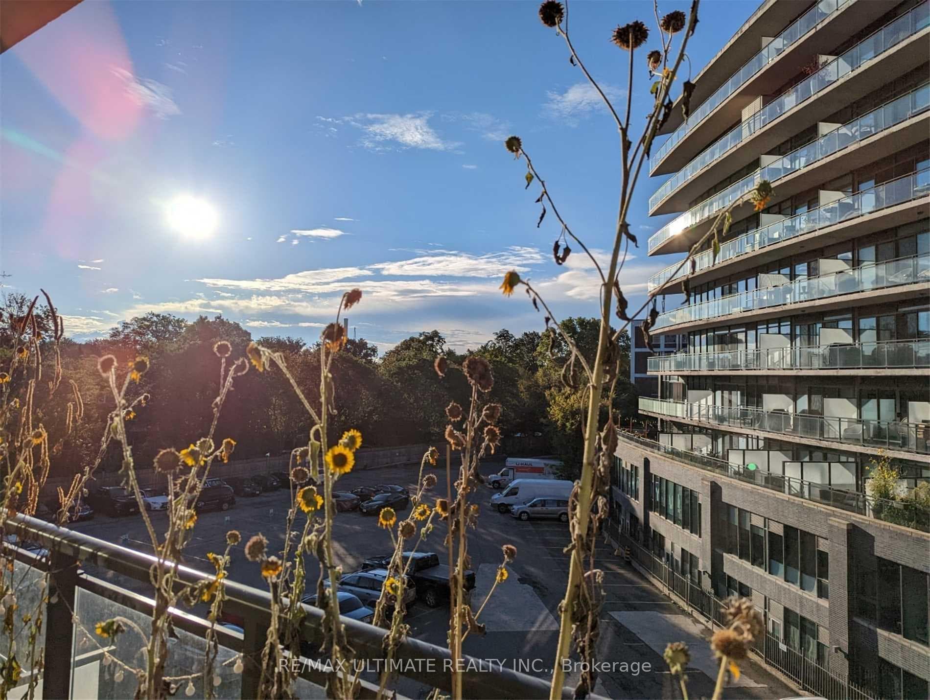 1201 Dundas Street Unit 412 photo 19