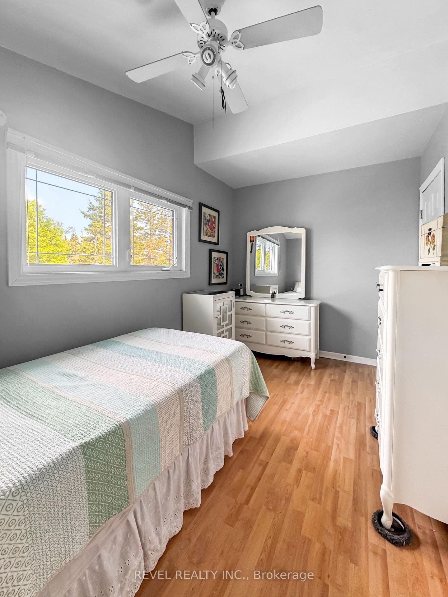 541 Murray Street photo 17