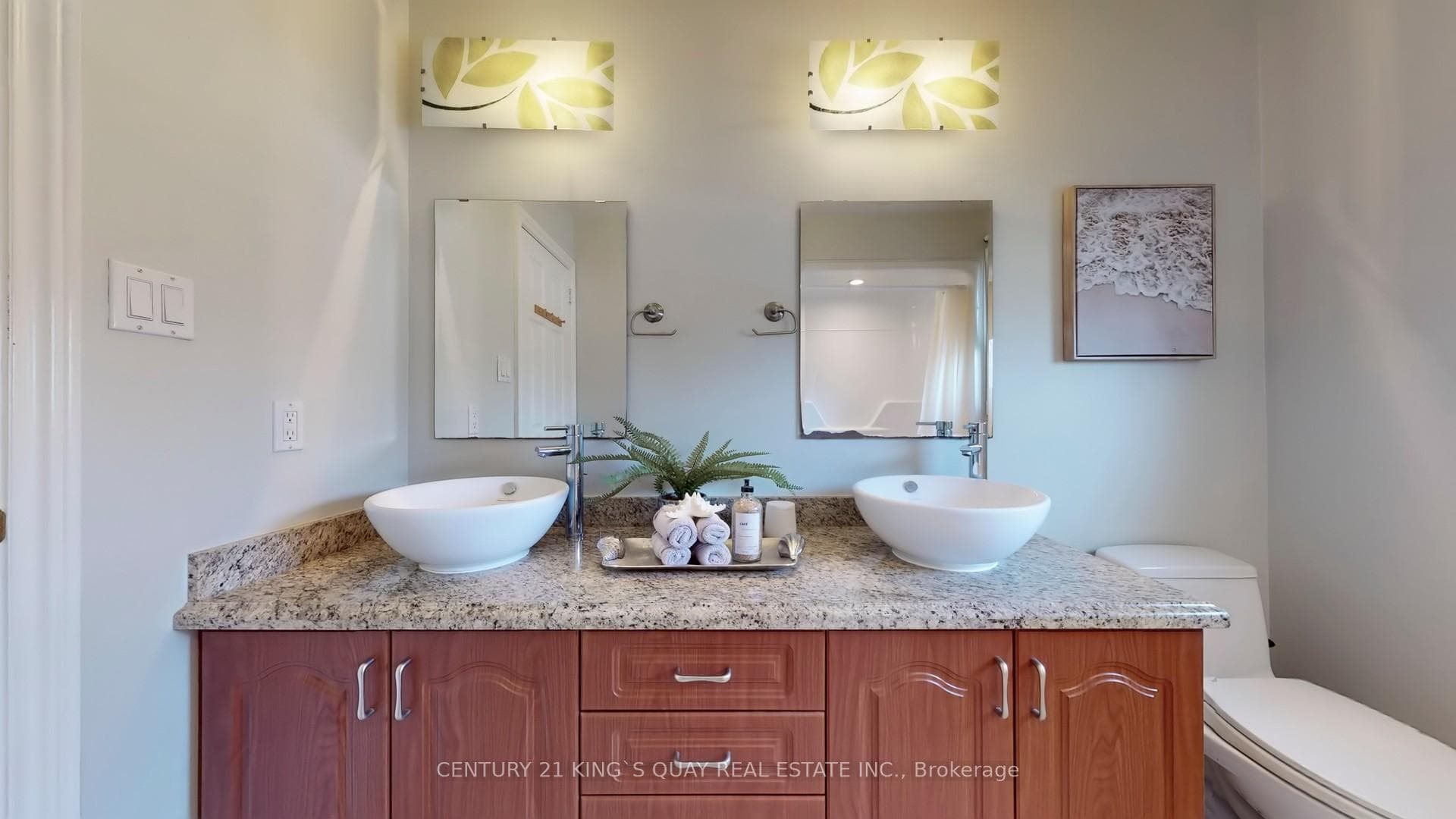 50 Bedford Park Avenue photo 38