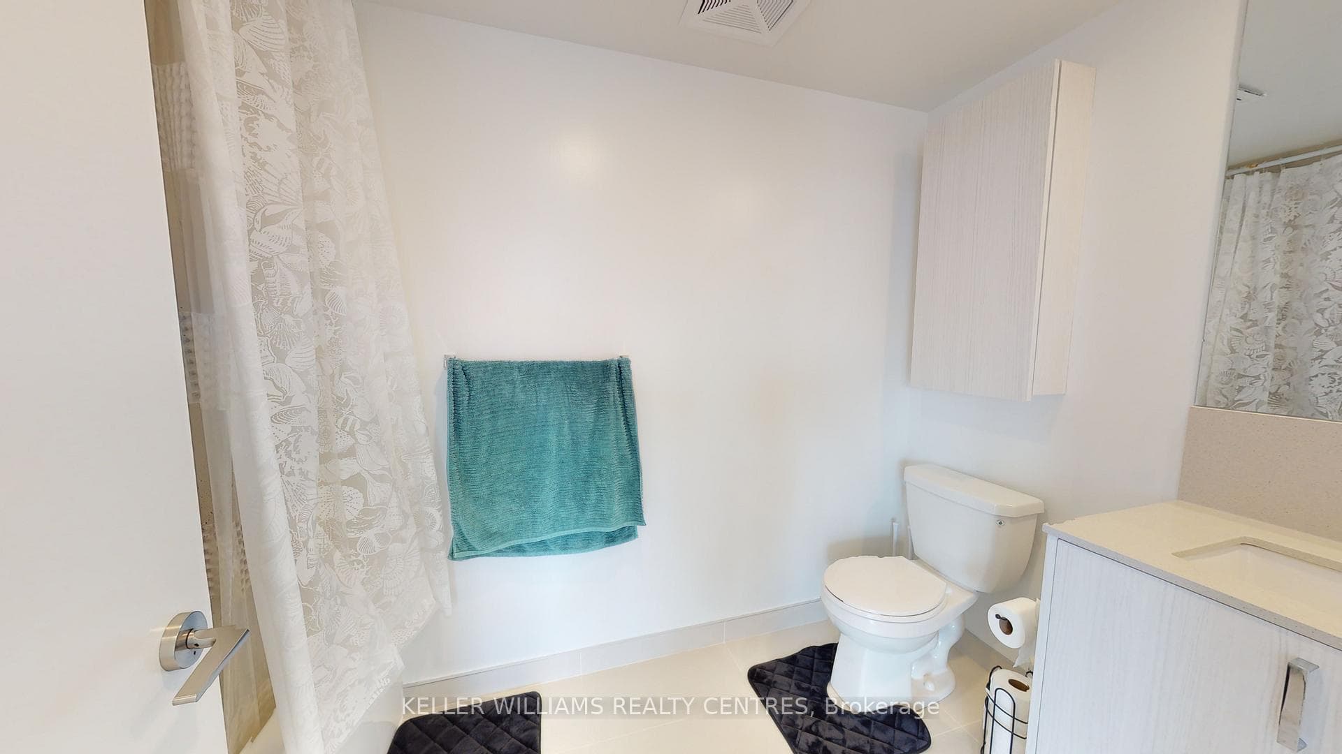 1787 St. Clair Avenue Unit 309 photo 6