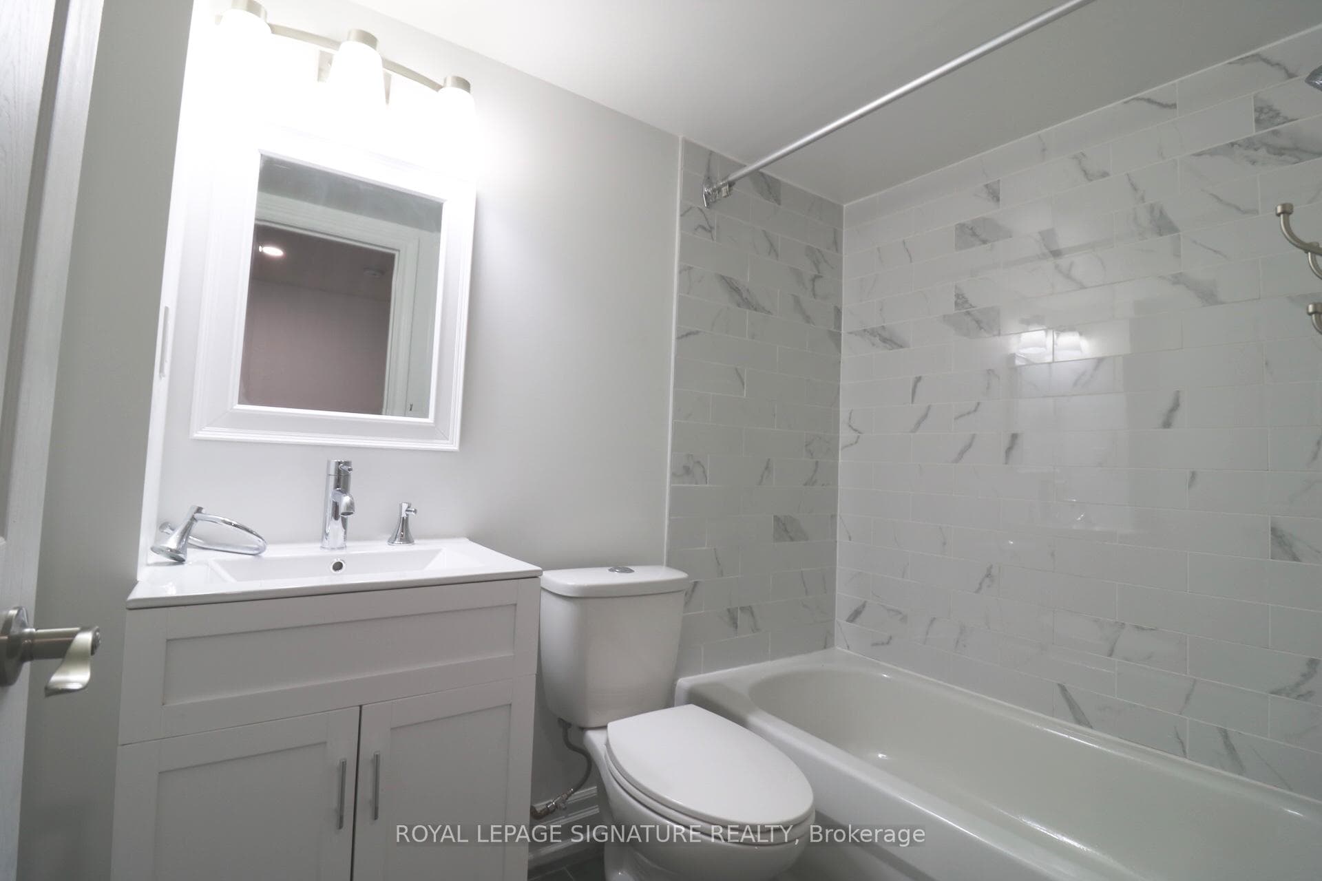 309 Cranbrook Drive Unit Bsmt photo 8