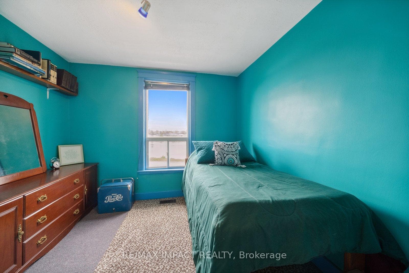 216 Queen Street photo 15
