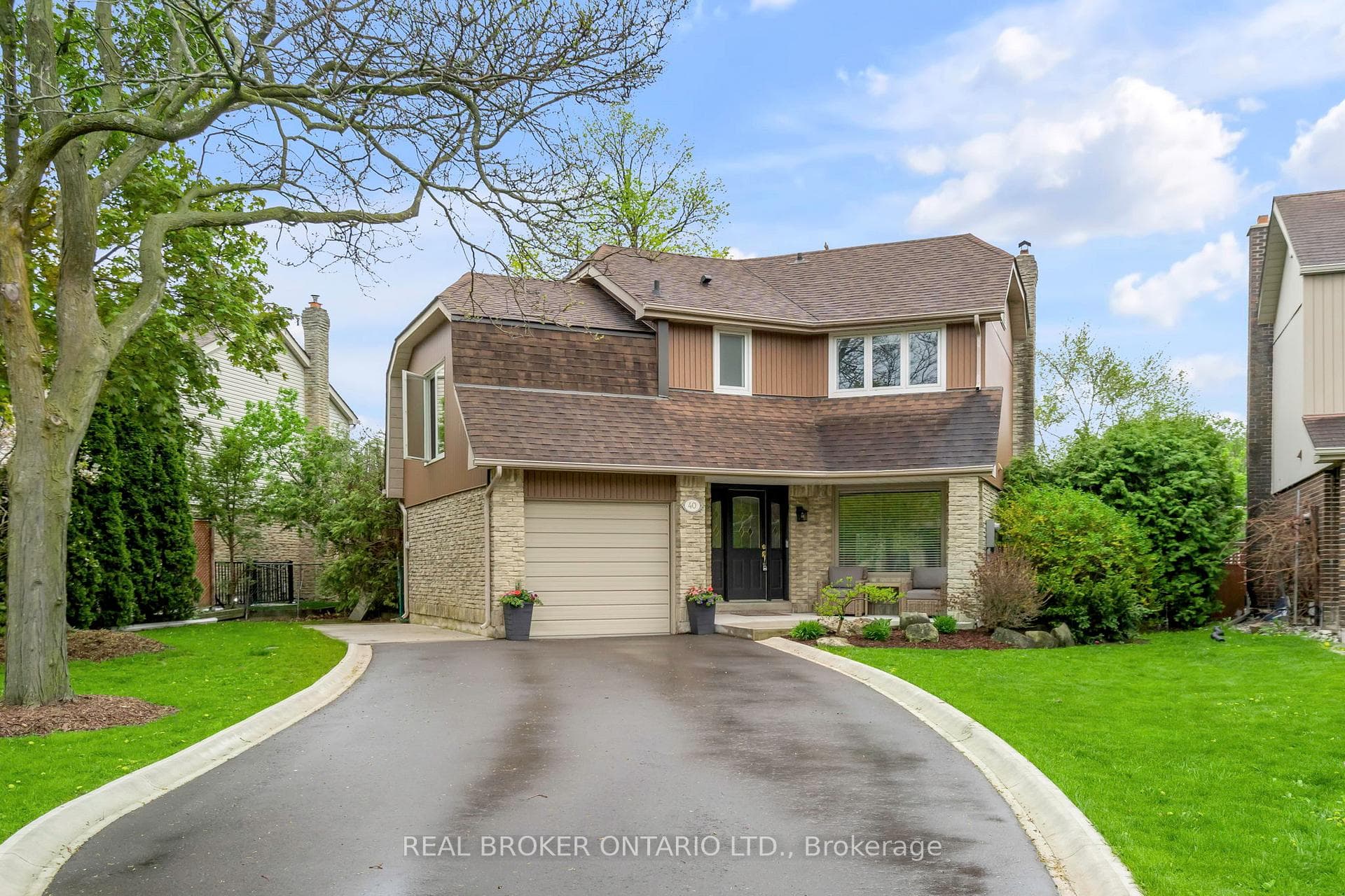 40 Montcalm Place photo 1